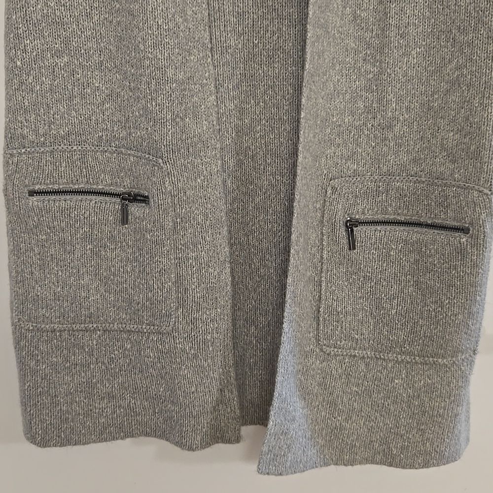 Ann Taylor Factory Sweater Vest Pullover - Picture 2 of 4